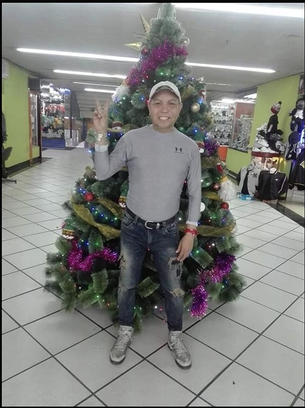 Familiares rinden homenaje a las víctimas de Sucumbíos. Foto: Cortesía de la familia.