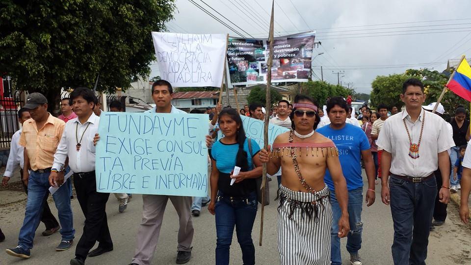 Habitantes de Tundayme exigen el respeto a la consulta previa, libre e informada. Foto: Cascomi